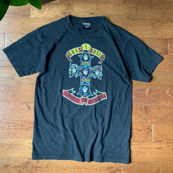 Guns and Roses Tee - Picture 1 of 4